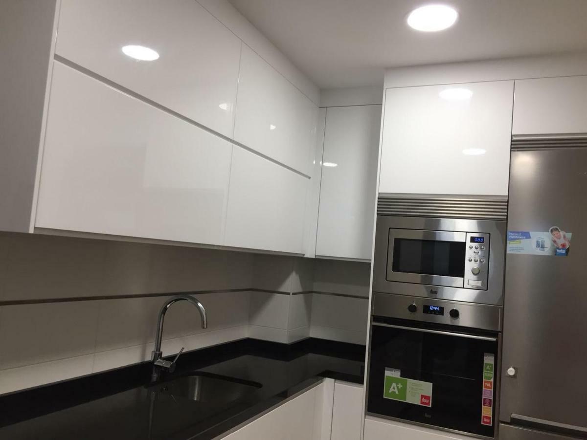 Apartamento Lujo, Primera Linea Playa, Garaje, Wifi, Piscina Climatizada Рокетас-де-Мар Екстер'єр фото