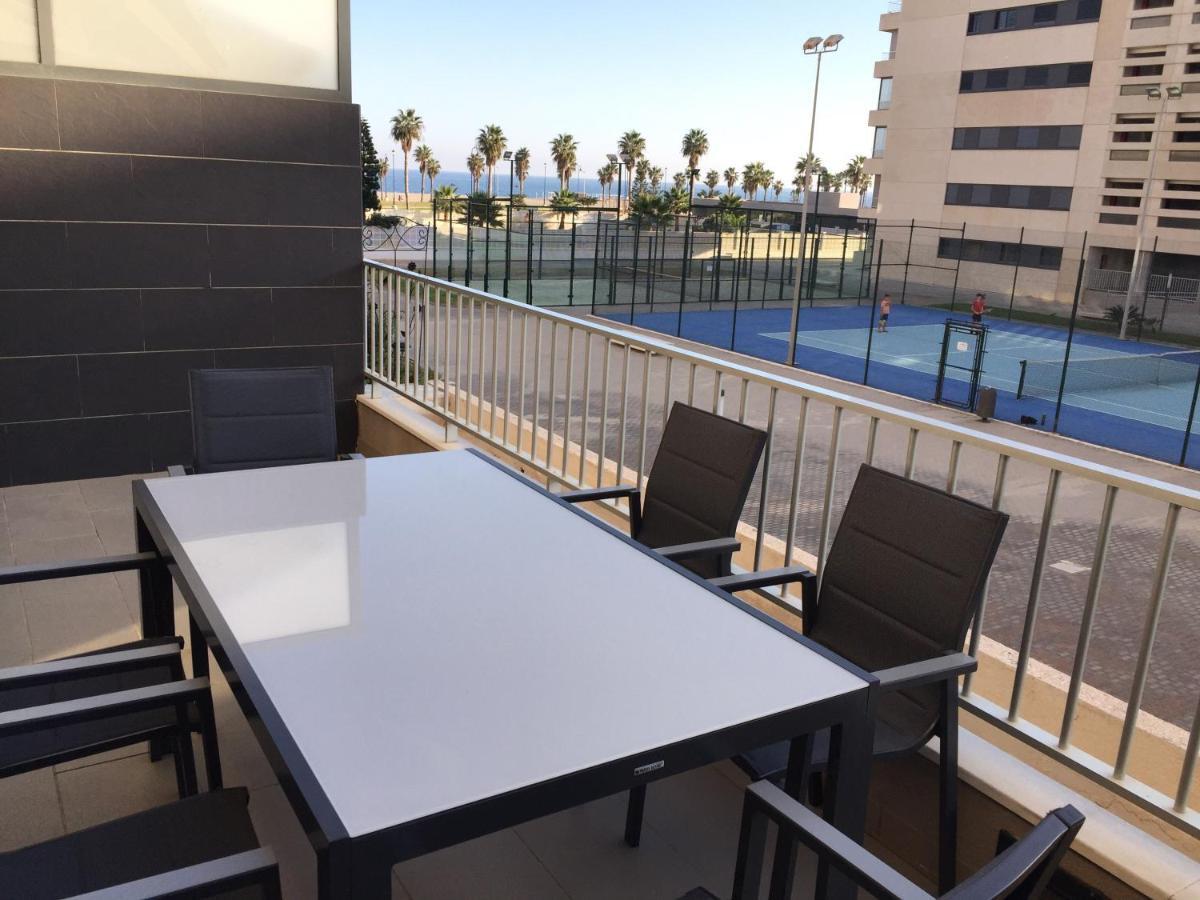 Apartamento Lujo, Primera Linea Playa, Garaje, Wifi, Piscina Climatizada Рокетас-де-Мар Екстер'єр фото